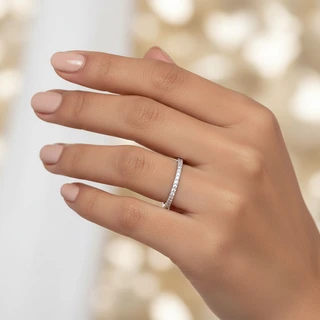 טבעת חישוק משובצת מכסף