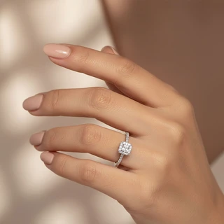 טבעת מריה מכסף משובץ