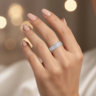 טבעת מיה מכסף משובץ