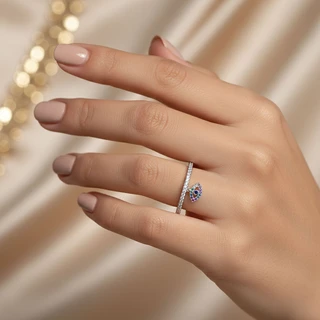 טבעת עין צבעונית נופלת מכסף משובץ