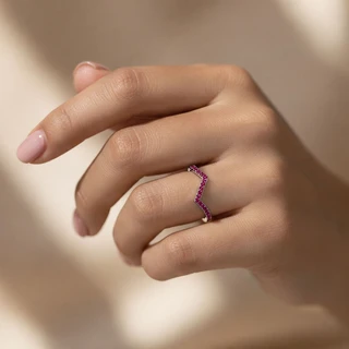 טבעת ונסה מכסף בשיבוץ ורוד כהה