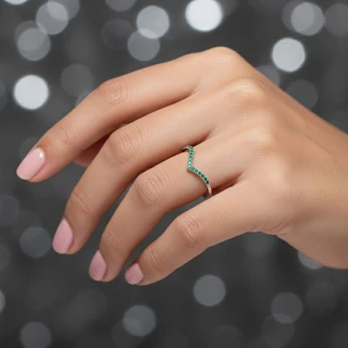 טבעת ונסה מכסף בשיבוץ ירוק