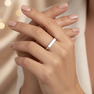 טבעת פס חריטה מכסף דגם H4