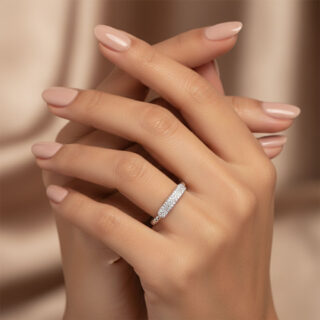 טבעת לורנס מכסף משובץ