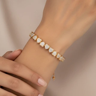 צמיד לבבות רוז גולד משובץ