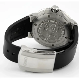 שעון אוריס יד 2 - ORIS AQUIS CLIPPERTON LIMITED EDITION