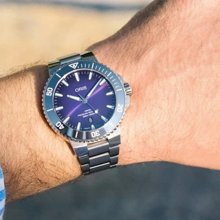 שעון אוריס לגבר דגם – ORIS 01 733 7789 4158-07 8 23 04PEB – 02 ענידה